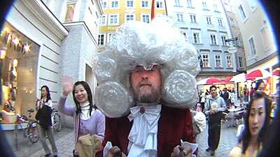 Foto der Mozart Performance in der Getreidegasse